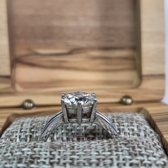 Sterling Silver Moissanite Ring - Picture 2 of 8